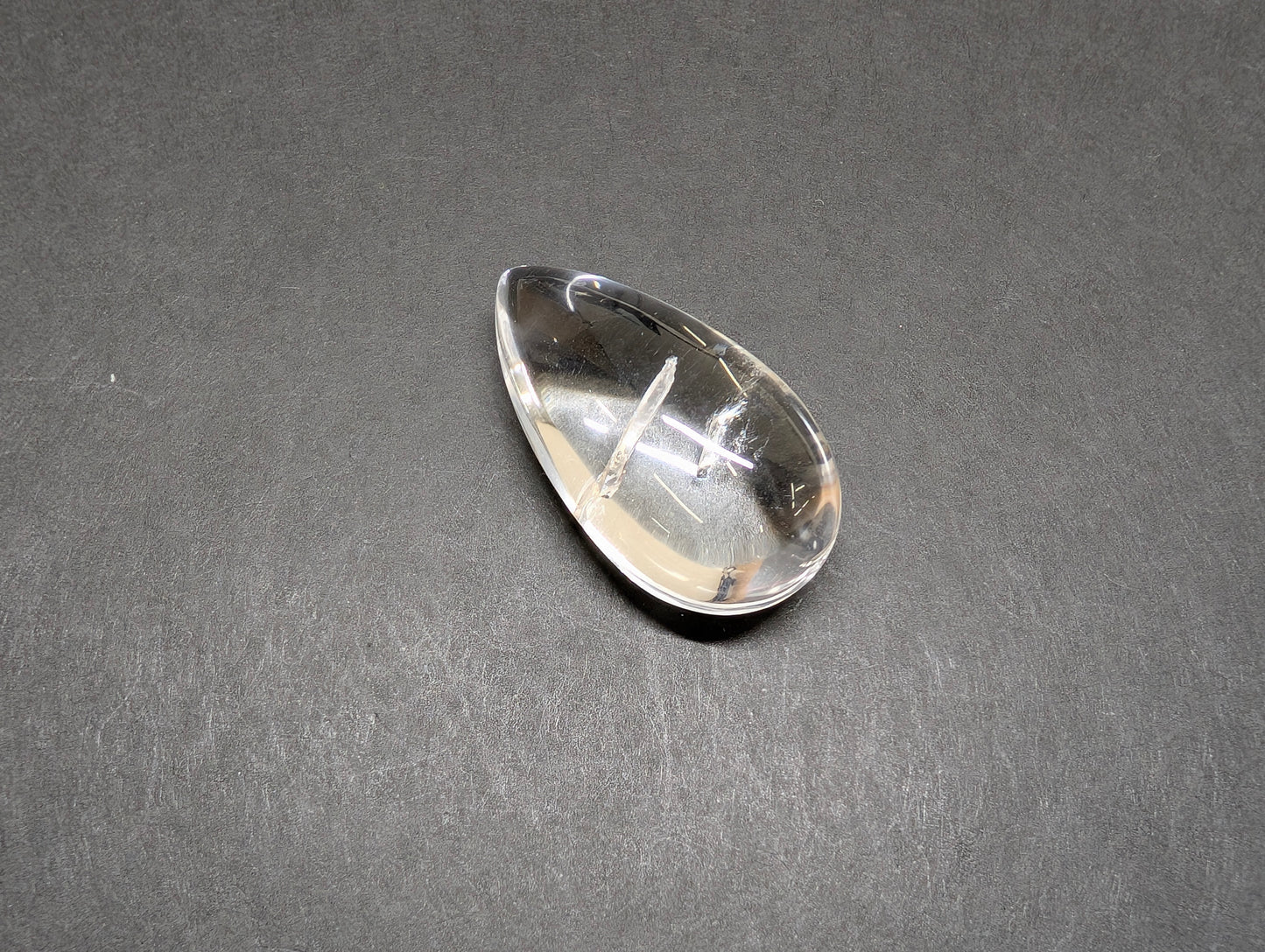 0110 3,000円!クォーツインクォーツ 64.13ct