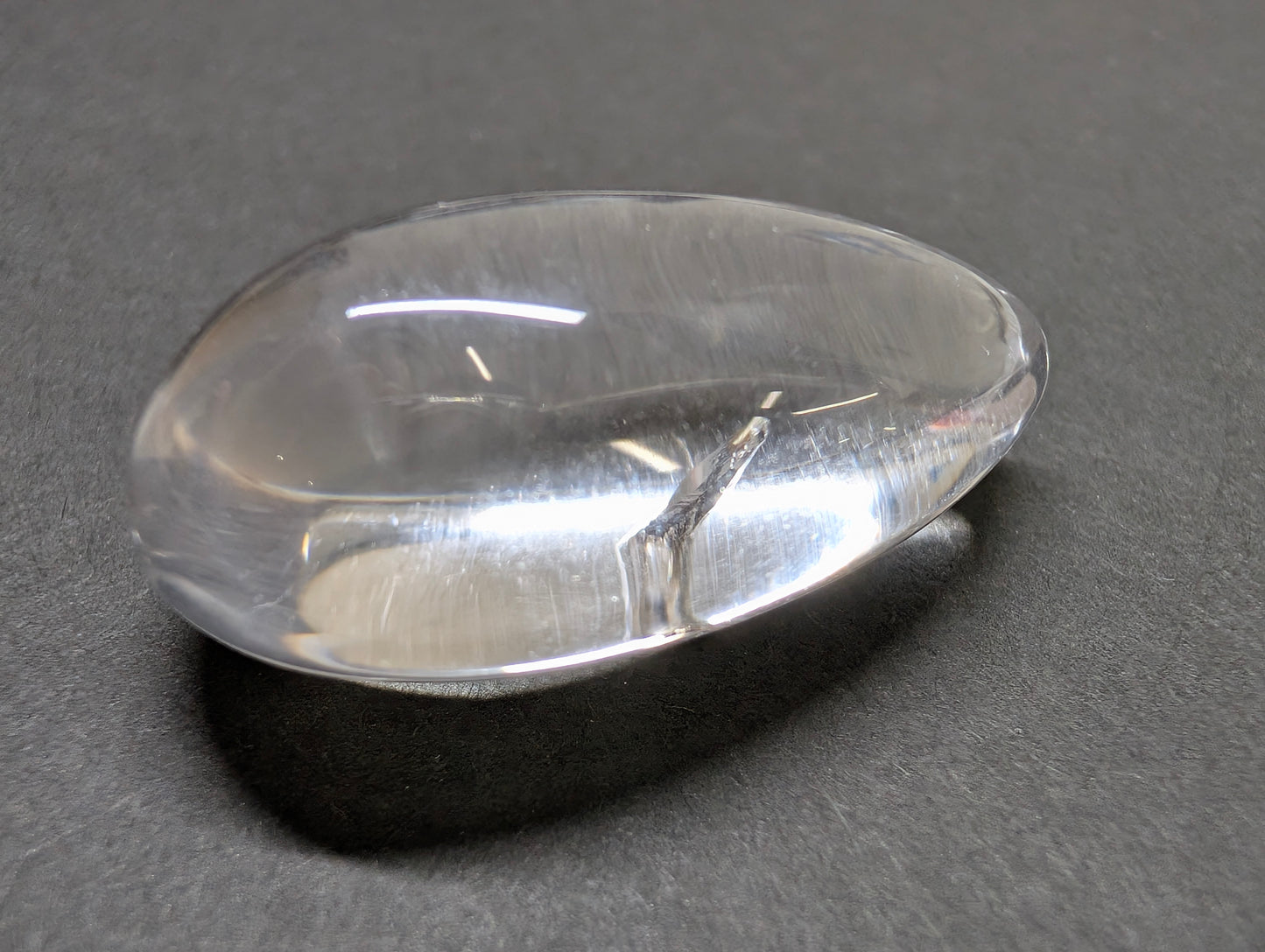 0110 3,000円!クォーツインクォーツ 64.13ct