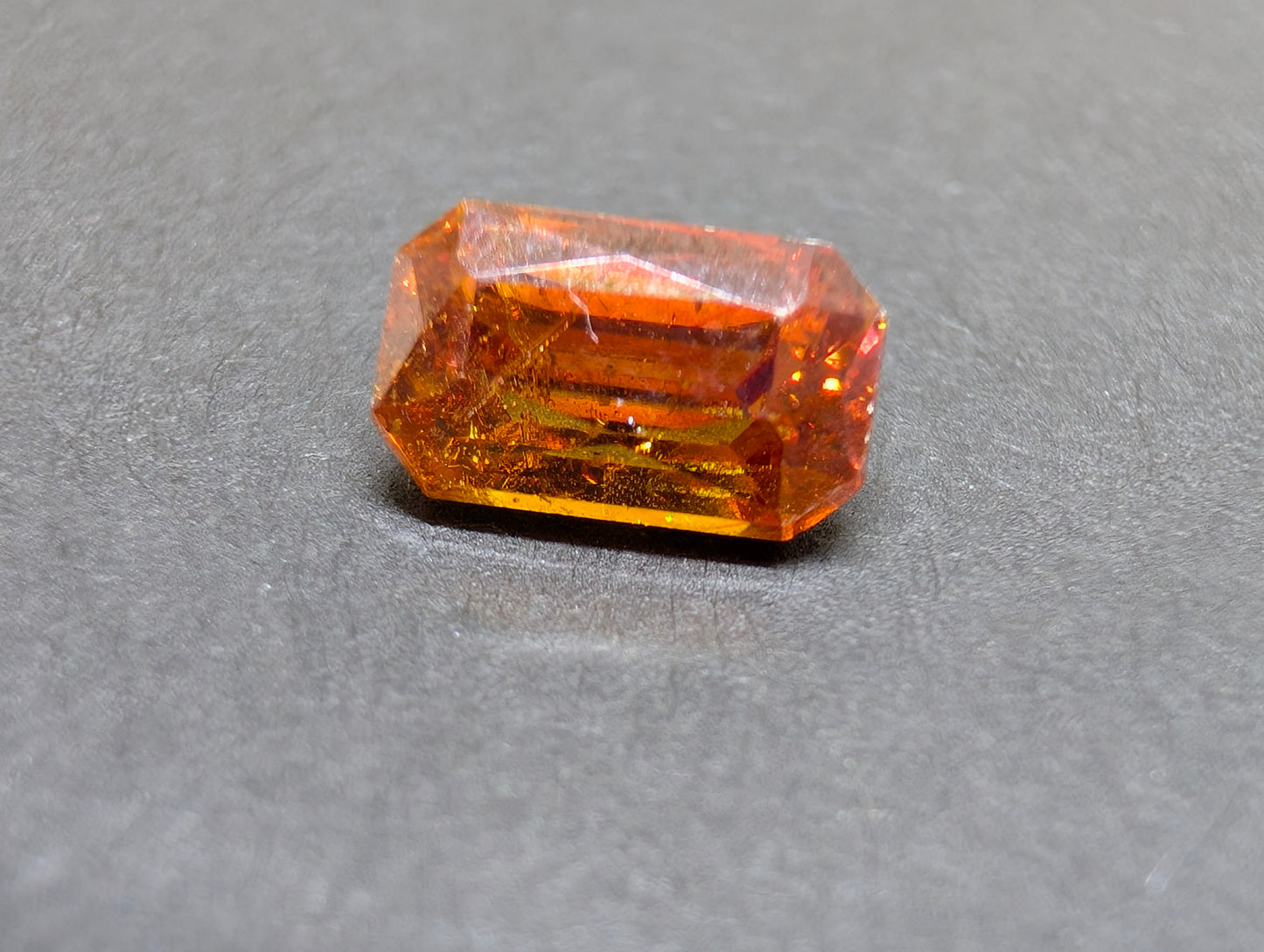0132 スファレライト 2.02ct