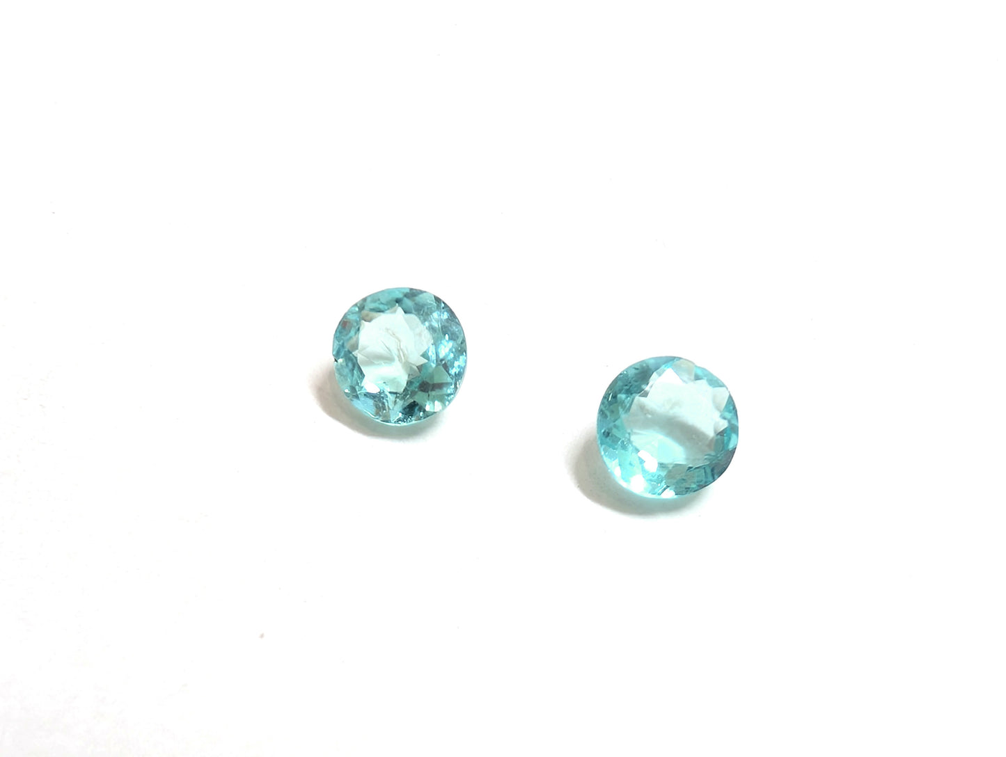 0470【ランダム発送】※プチ訳あり※パライバブルーカラー♪ラウンドカットのアパタイト【0.73ct/0.74ct】