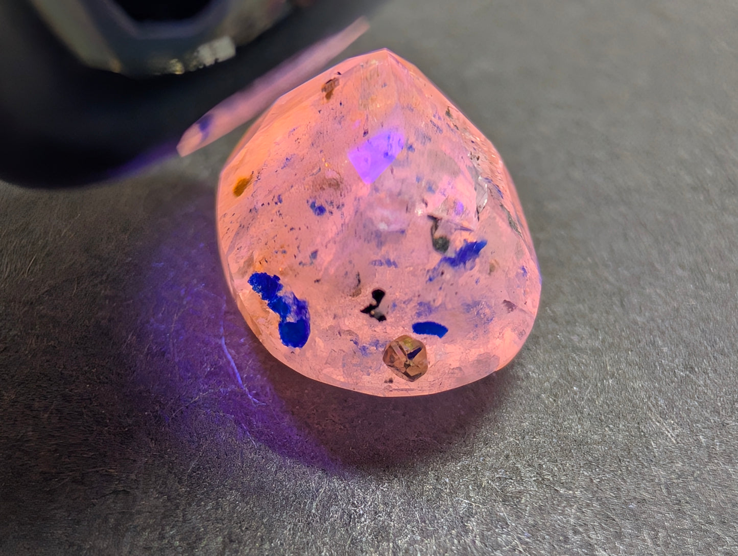 0479 パイライト眠る、ラズライトインソーダライト 2.03ct