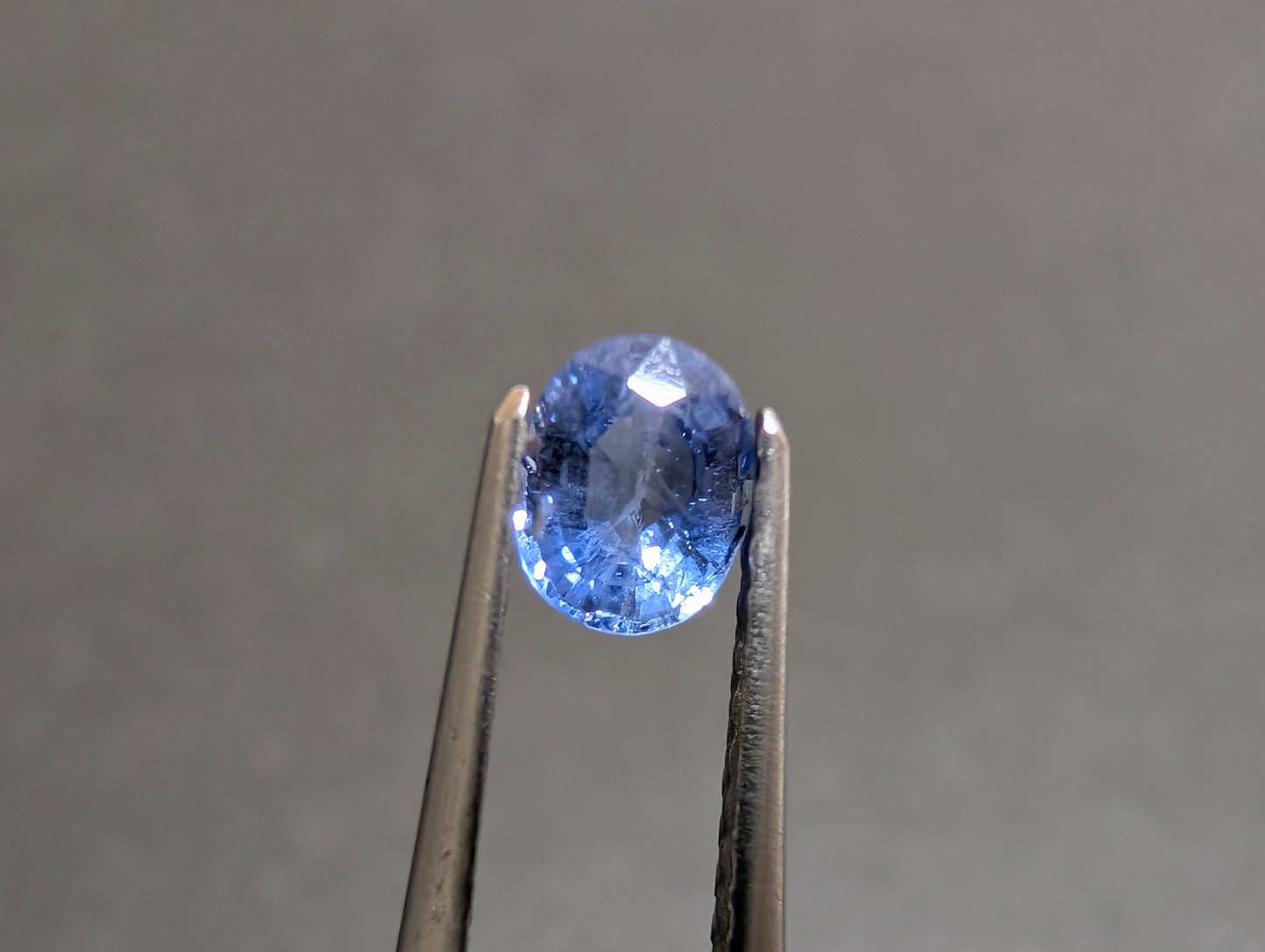 0541 サファイア 0.44ct