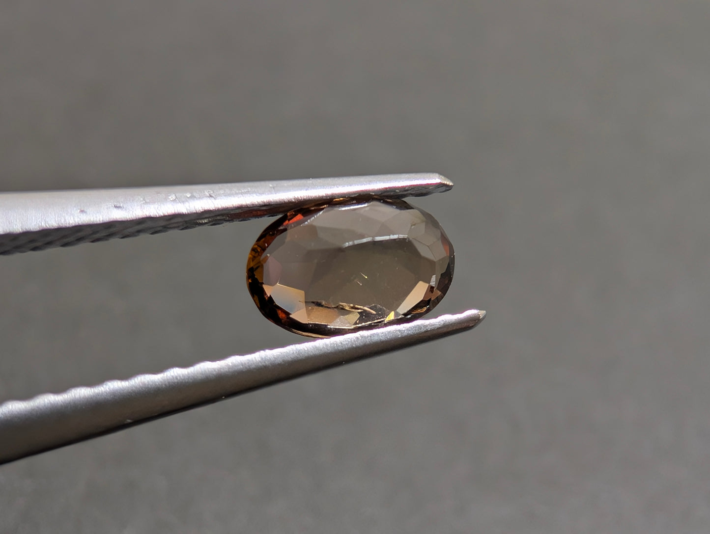 0561 アキシナイト 0.63ct