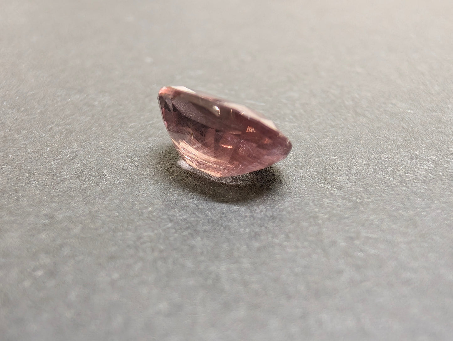 0674 カラーチェンジガーネット 2.04ct
