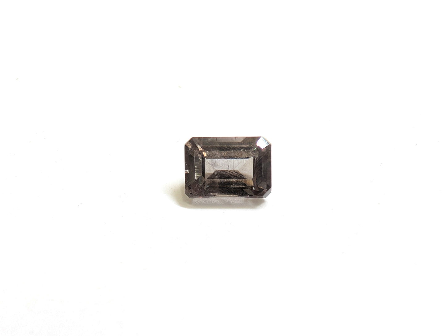0678 カラーチェンジガーネット 0.71ct
