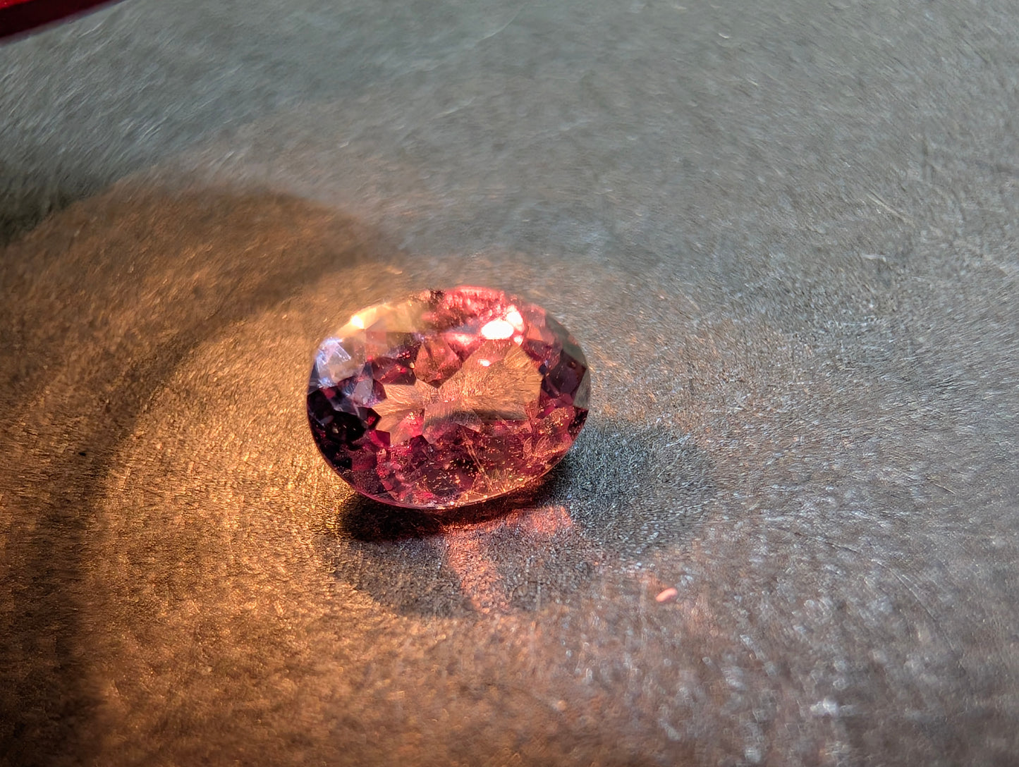 0680 カラーチェンジガーネット 0.40ct