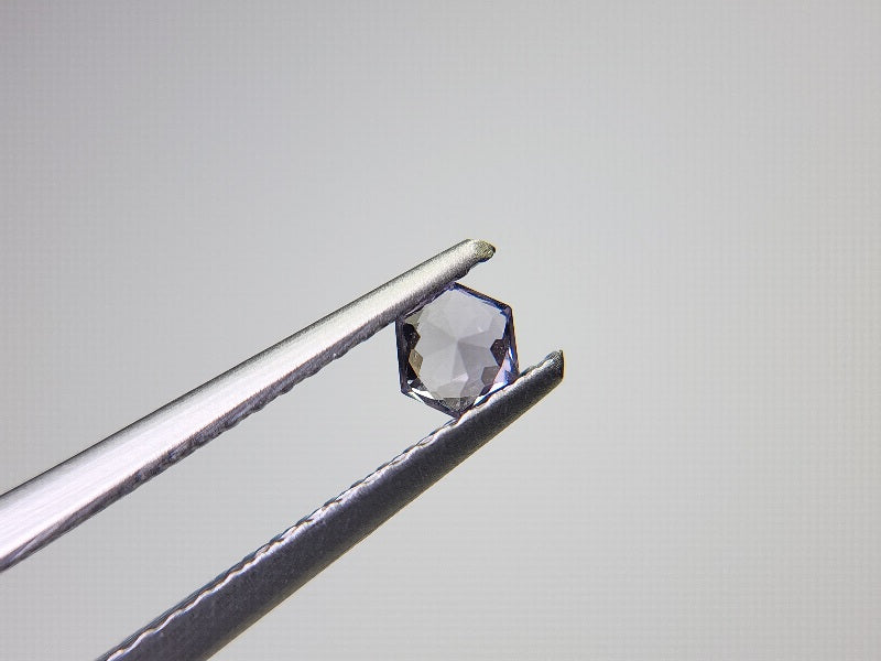0002-10 スピネル 0.18ct