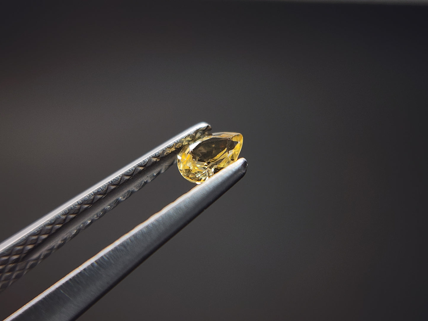 0166 サファイア 0.16ct
