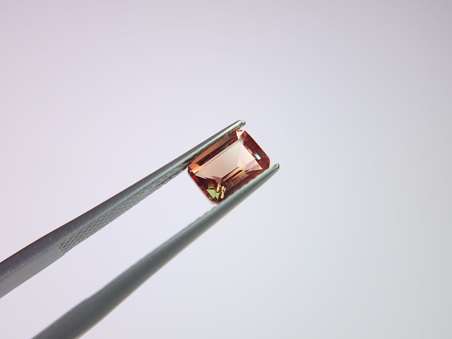 0151-3-7 バイカラーアンデシン 1.04ct