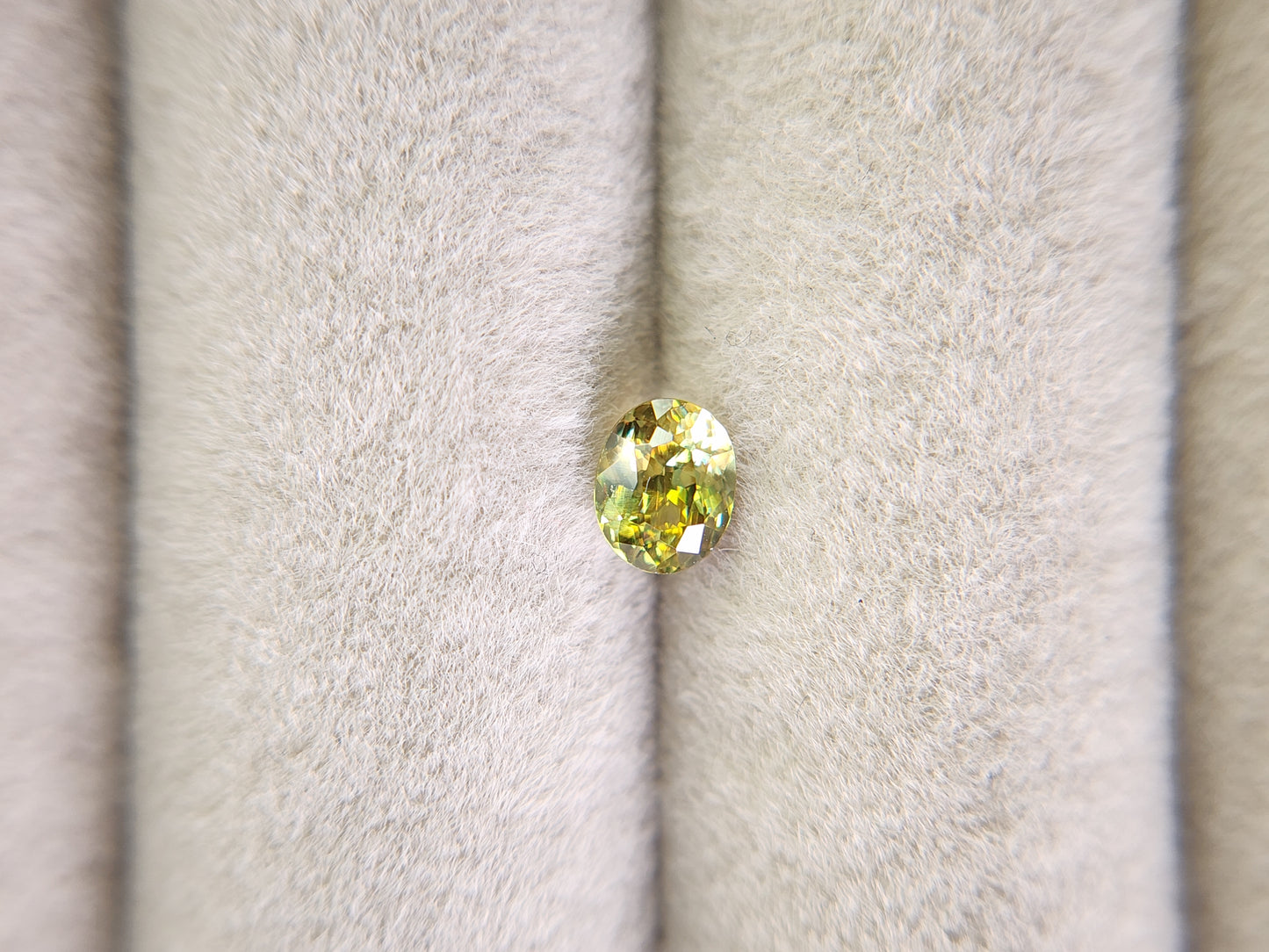 0932-1 スフェーン 0.46ct