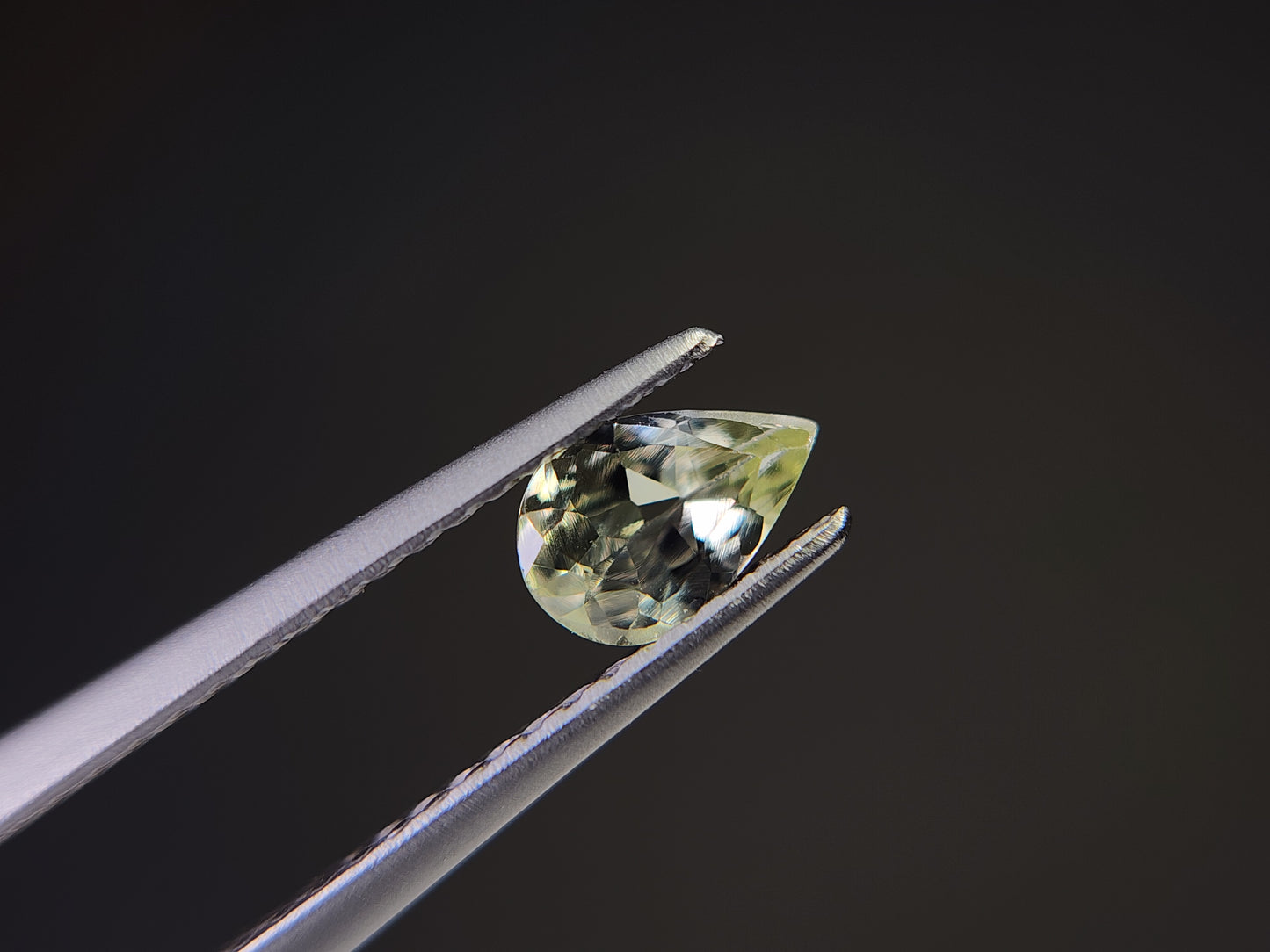0644-3 ゾイサイト 0.40ct