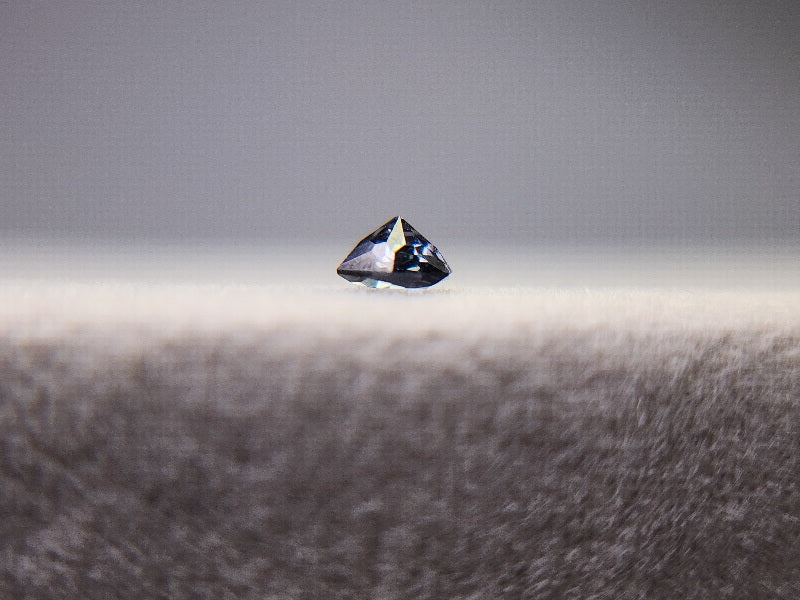 0002-3 スピネル 0.18ct