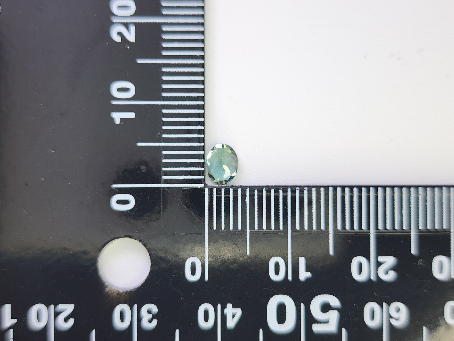 0654-12 ゾイサイト 0.34ct