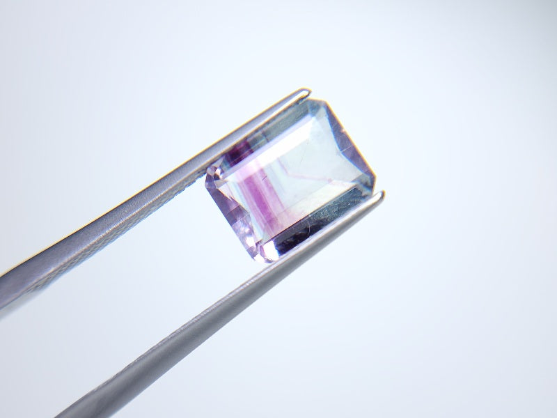 bc-FLO-45 バイカラーフローライト 2.59ct – 東洋ルース公式オンライン