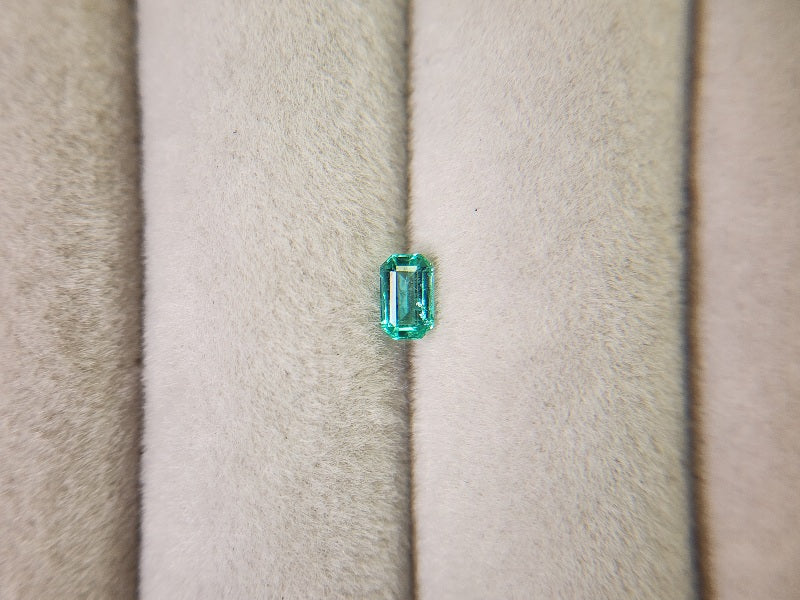 0936-14 エメラルド 0.24ct