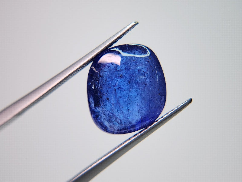 TZt-9 タンザナイト(処理) 8.96ct – 東洋ルース公式オンラインショップ