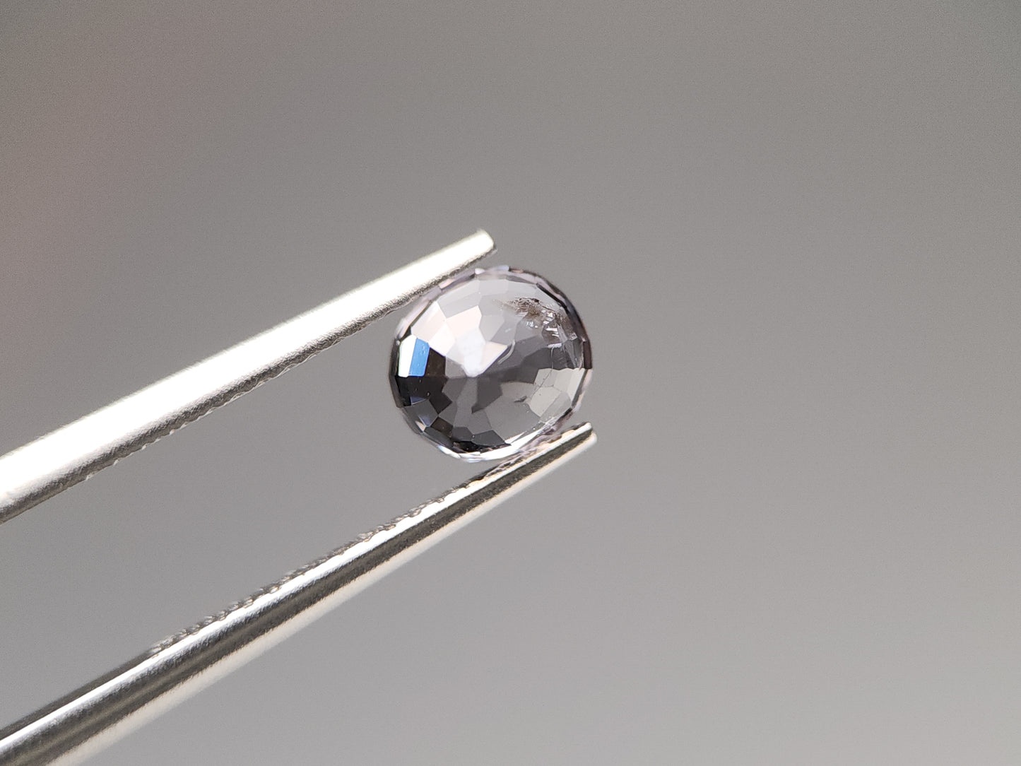 0827 スピネル 1.22ct
