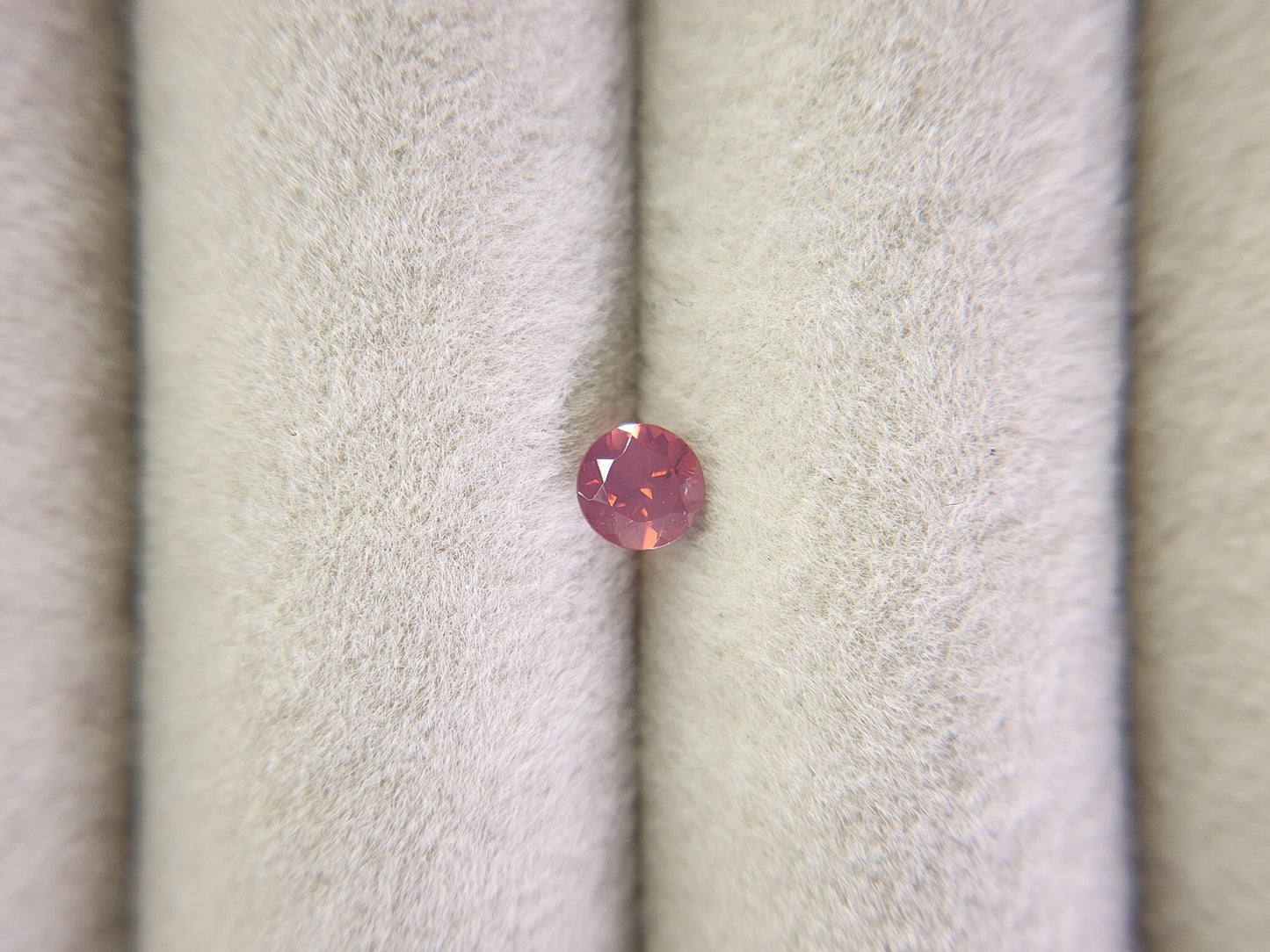 0823-8 スピネル 0.29ct