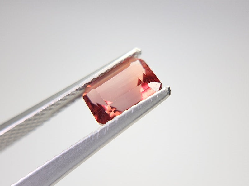 0151-2-5 バイカラーアンデシン 1.11ct