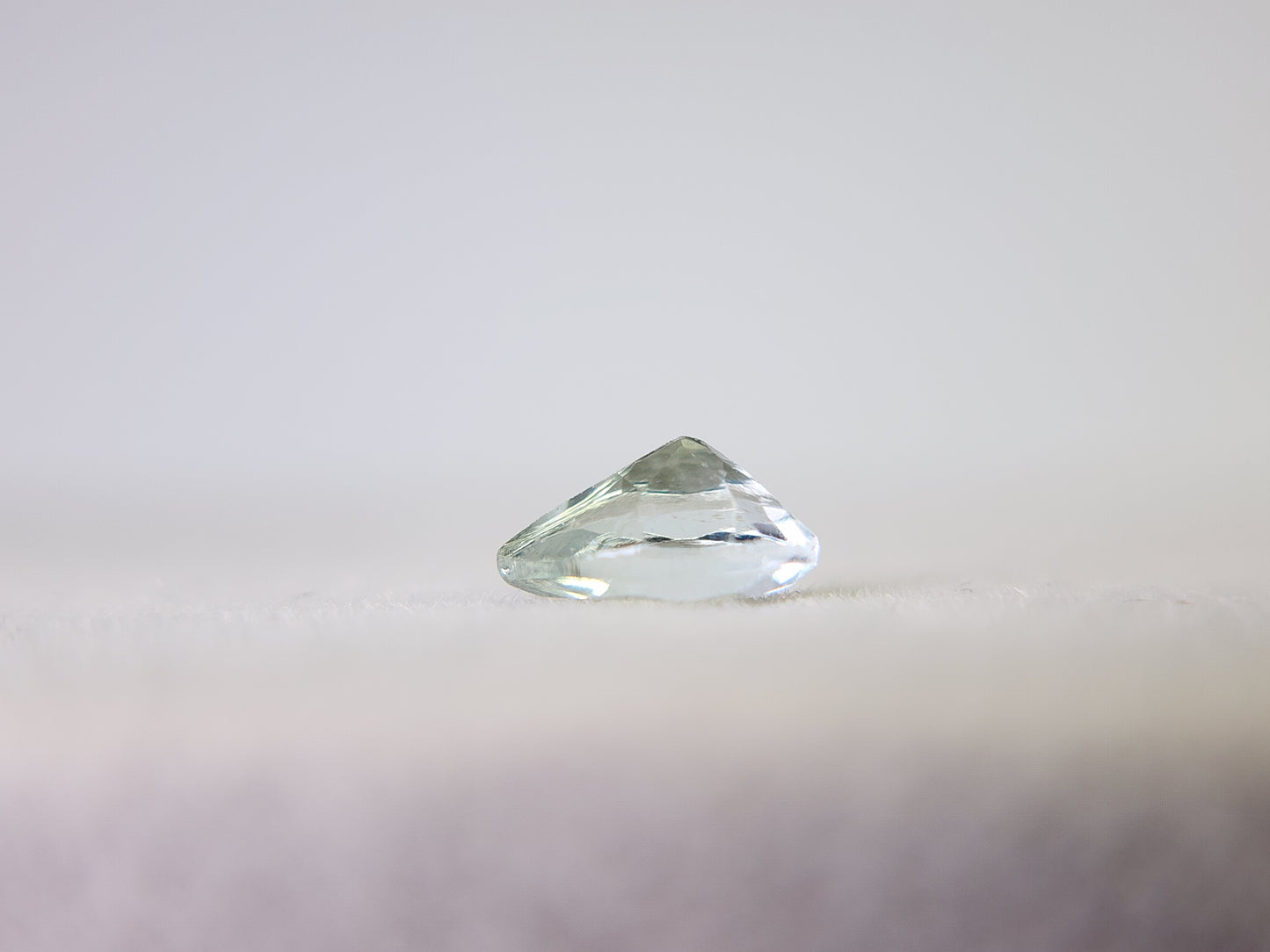 0878-2-7 グリーンベリル 0.37ct