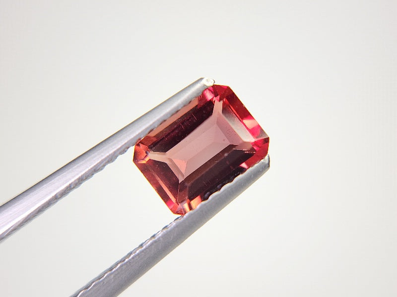 0151-2-10 バイカラーアンデシン 0.99ct