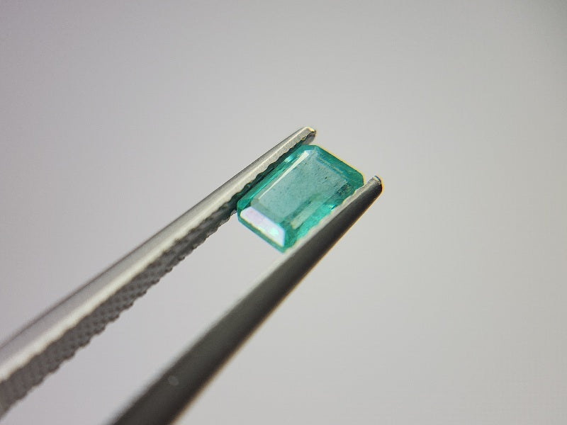 0936-11 エメラルド(ザンビア産) 0.60ct