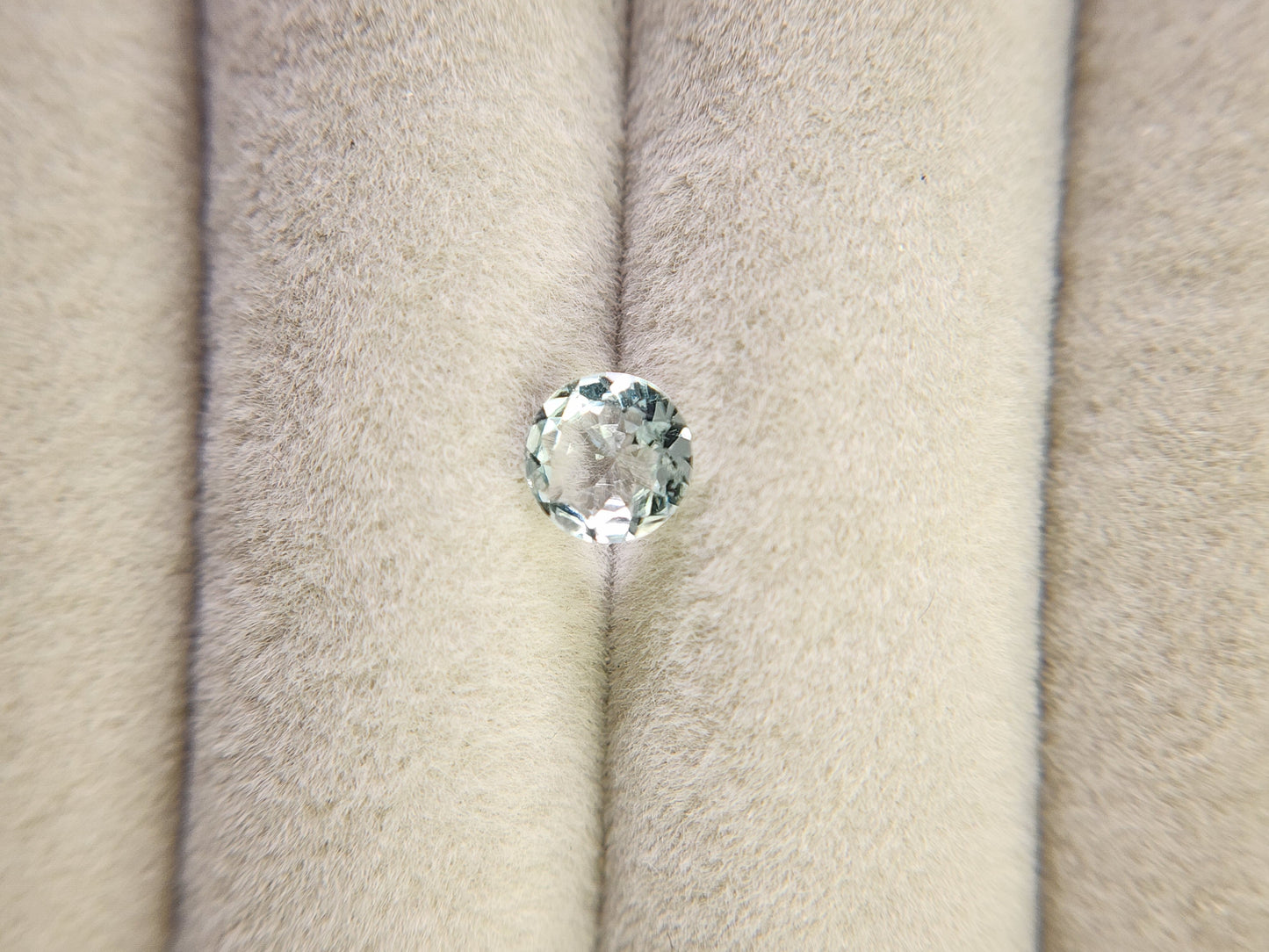 0878-3-10 グリーンベリル 0.62ct
