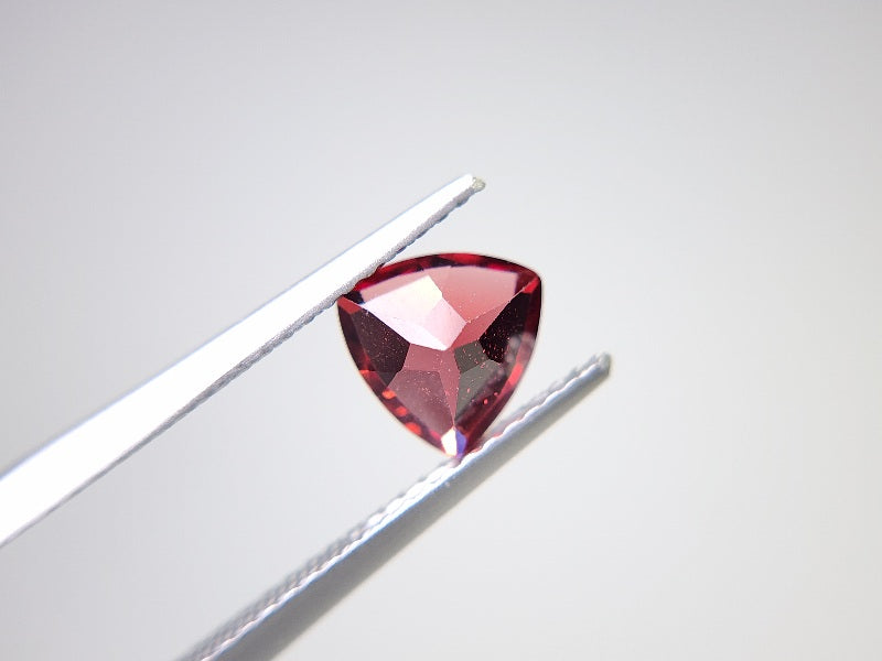 0910-1-8 ガーネット 1.29ct
