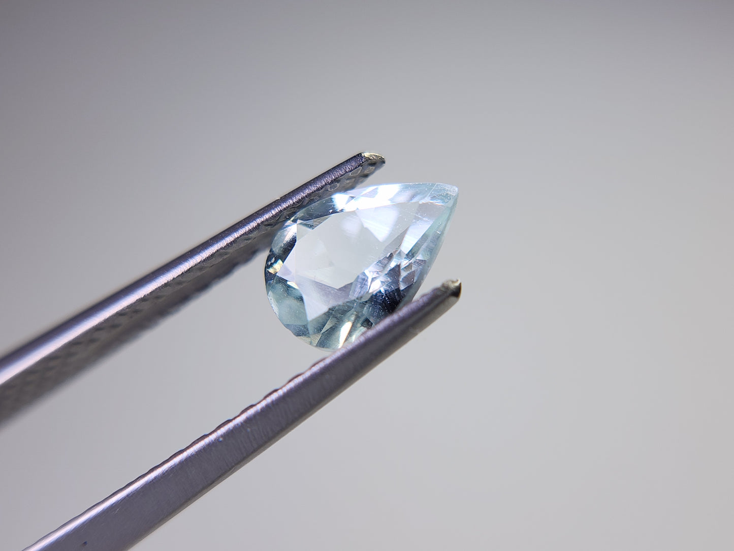 0008-1 アクアマリン ペアシェイプ 0.64ct