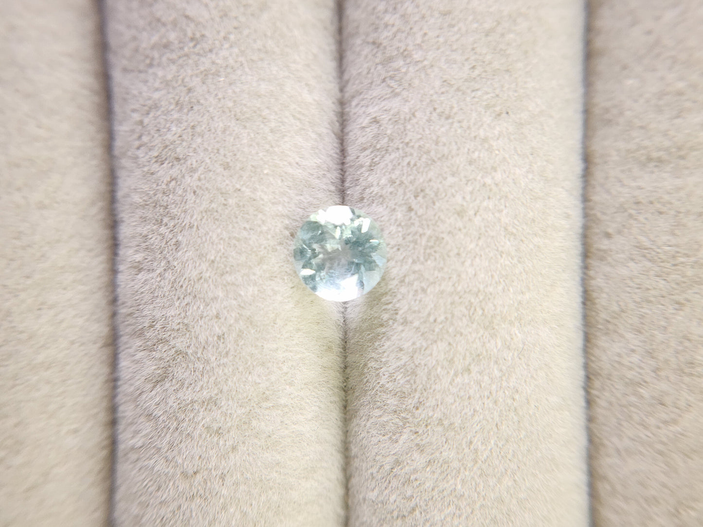 0878-3-3 グリーンベリル 0.73ct