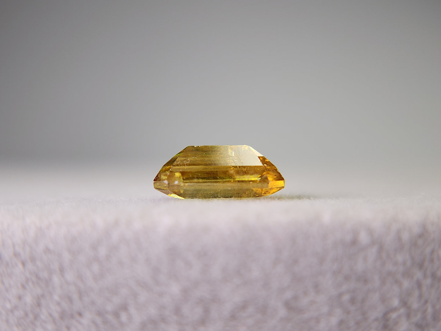 0932-2 スフェーン 1.17ct