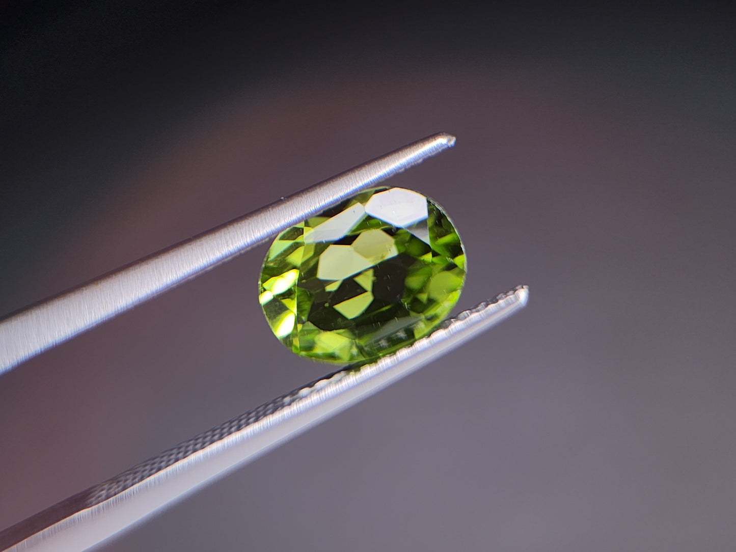 0238【ランダム発送】ペリドット【1石あたり約2.02ct】