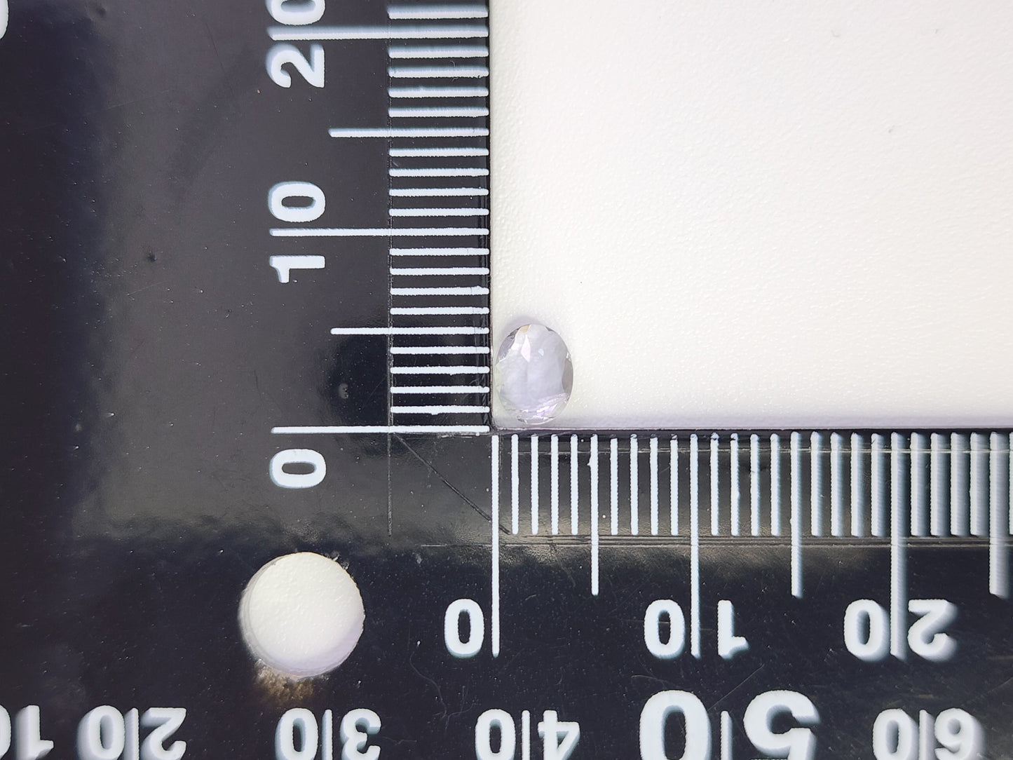 0654-5-2 ゾイサイト 0.35ct