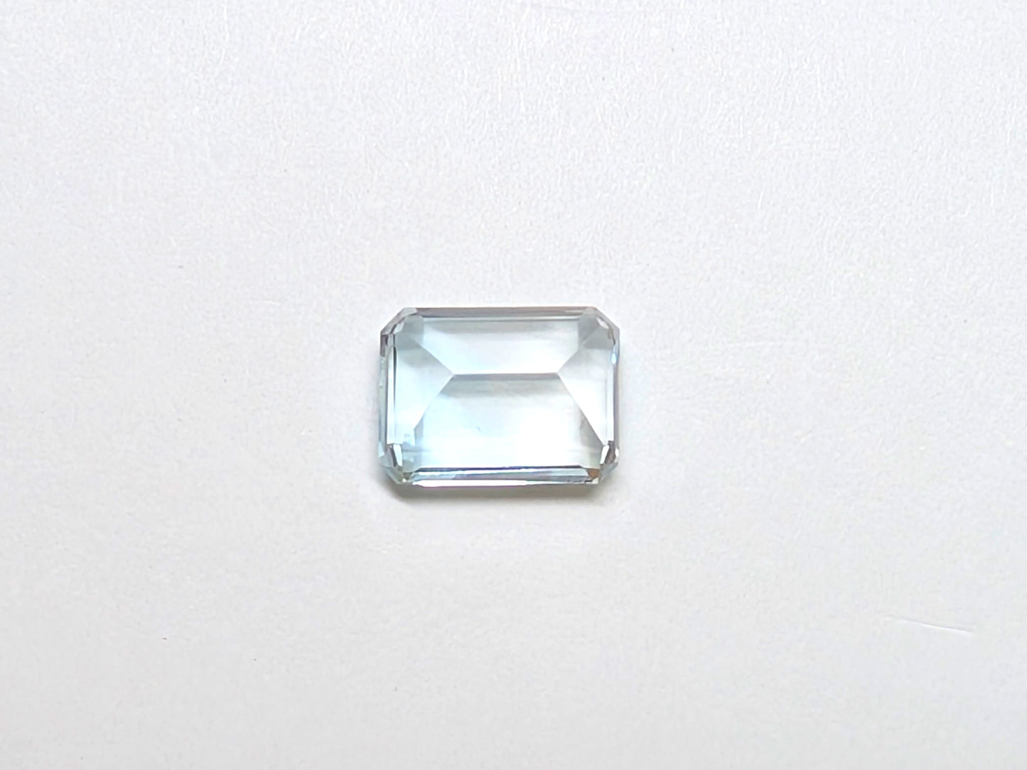 0088 バイカラートパーズ 3.75ct