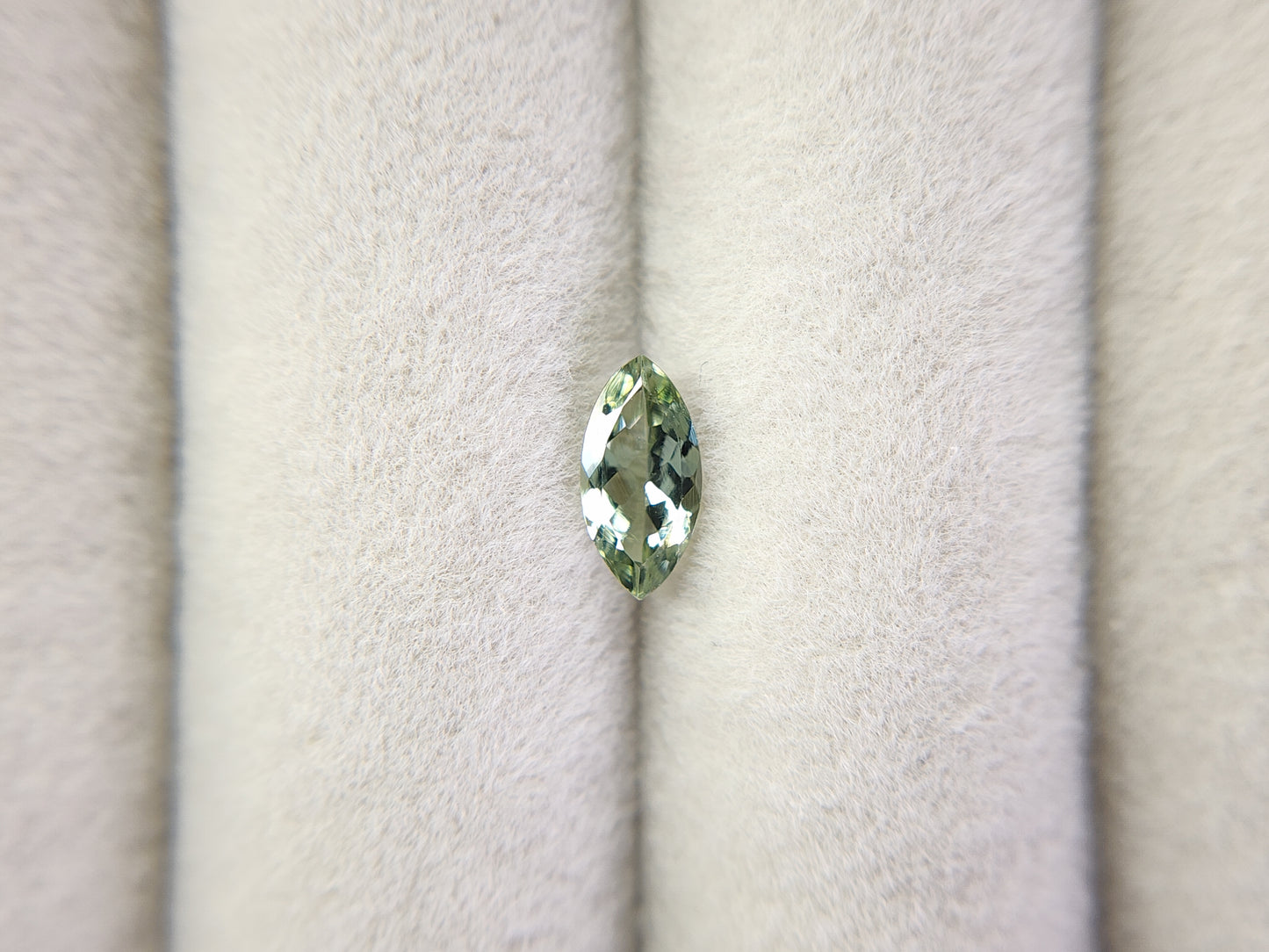 0653-1 ゾイサイト 0.52ct