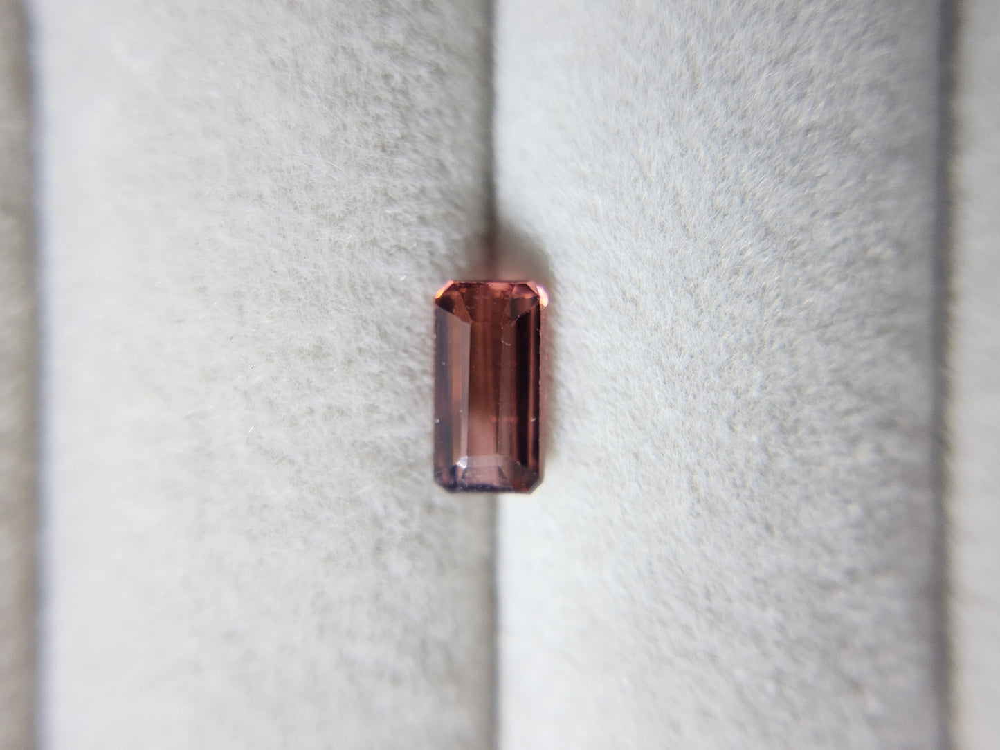 0879-7 トルマリン 0.79ct