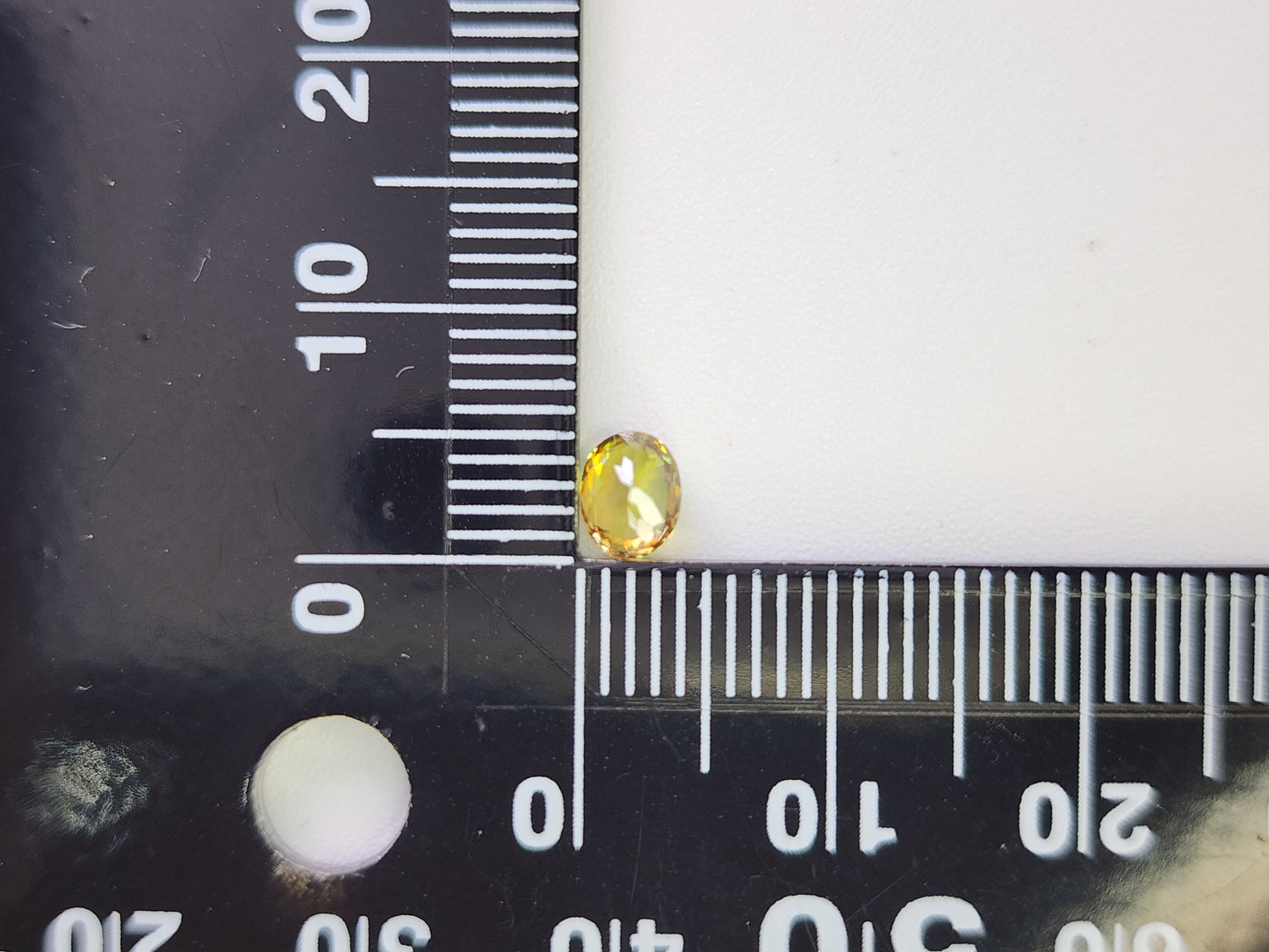0932-1 スフェーン 0.46ct