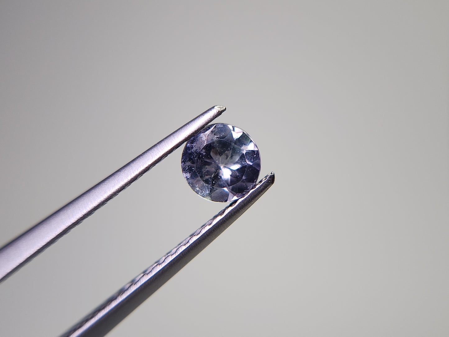 0657-28-2 ゾイサイト 0.42ct