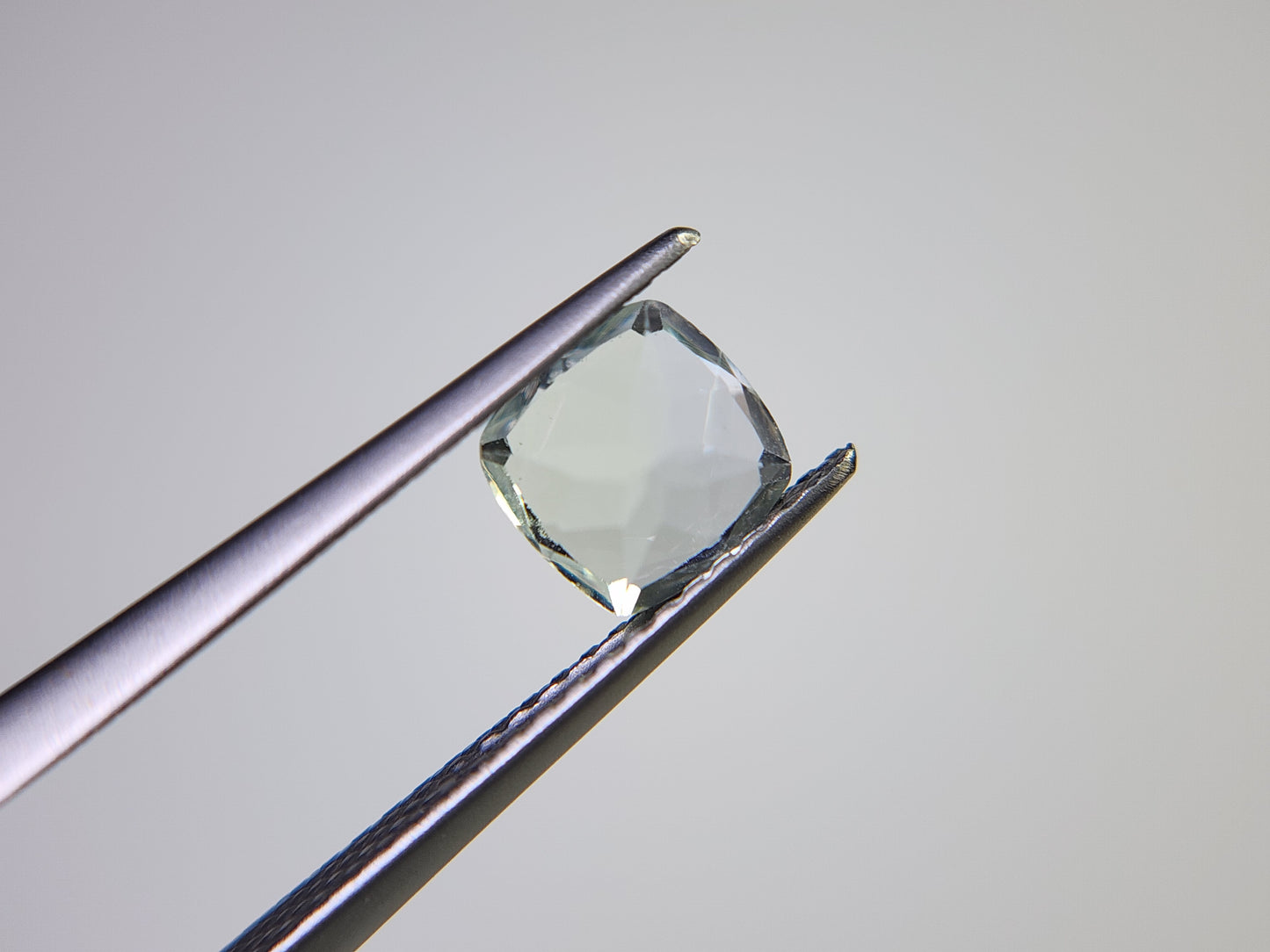 0878-4-1 グリーンベリル 0.97ct