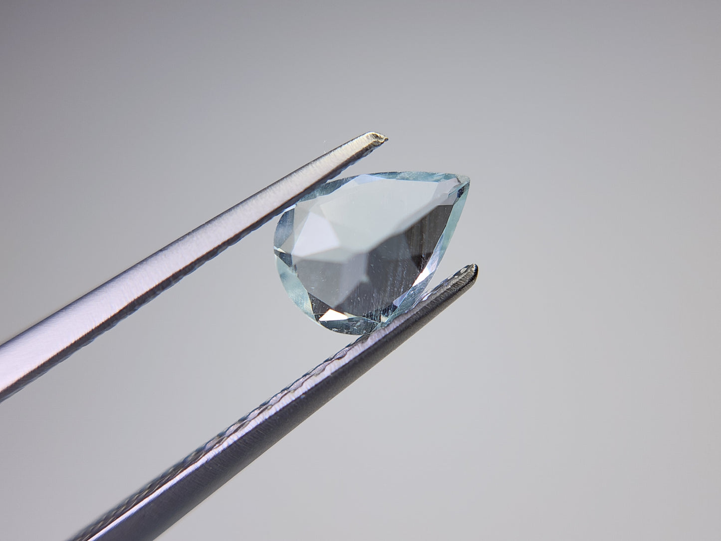 0008-1 アクアマリン ペアシェイプ 0.64ct