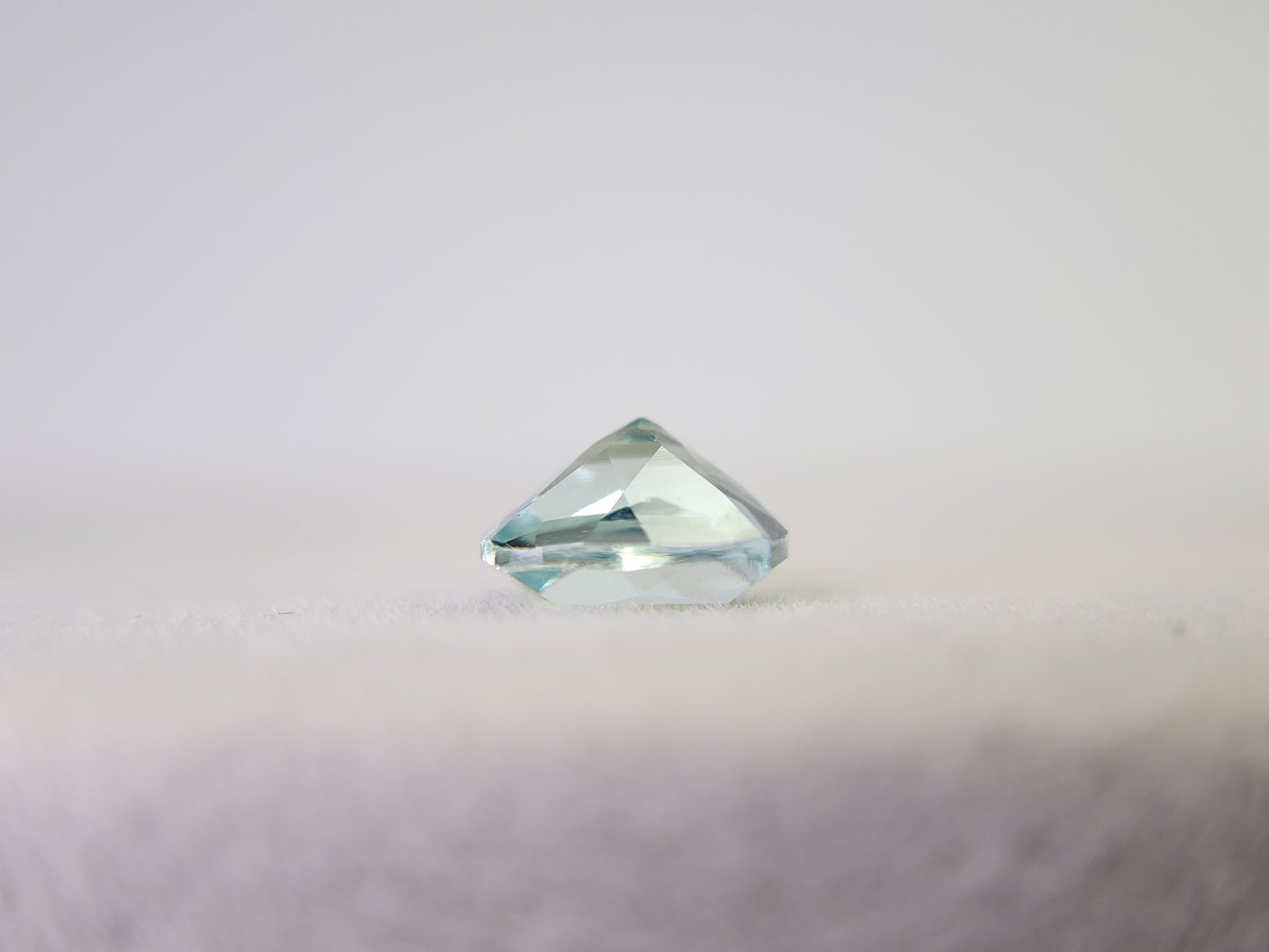 0878-4-6 グリーンベリル 0.79ct