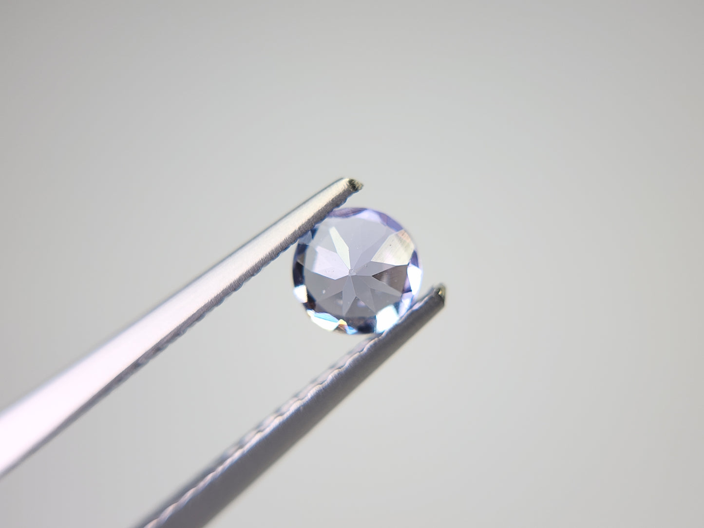 0657-24-10 ゾイサイト 0.40ct