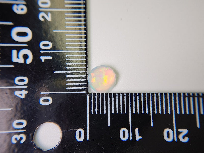 0909-3-4 オパール 0.82ct