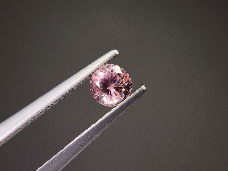 0935-4 ピンクジルコン 0.57ct
