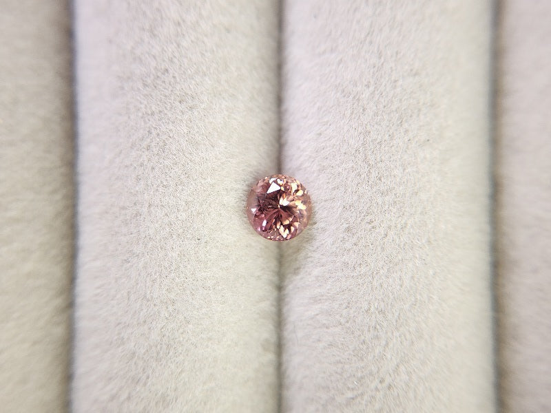 0935-8 ピンクジルコン 0.70ct