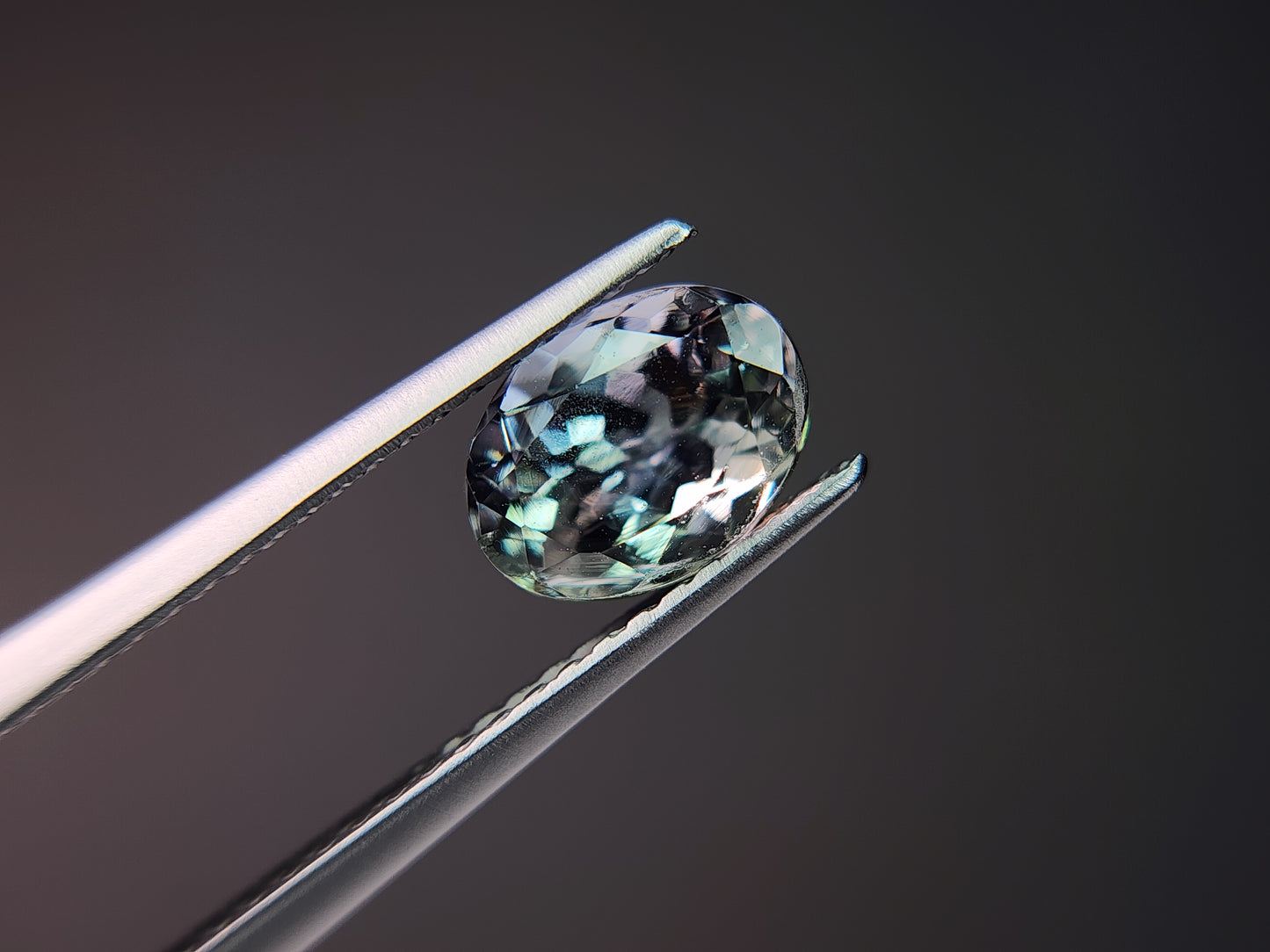 0876-1 バイカラータンザナイト 1.64ct
