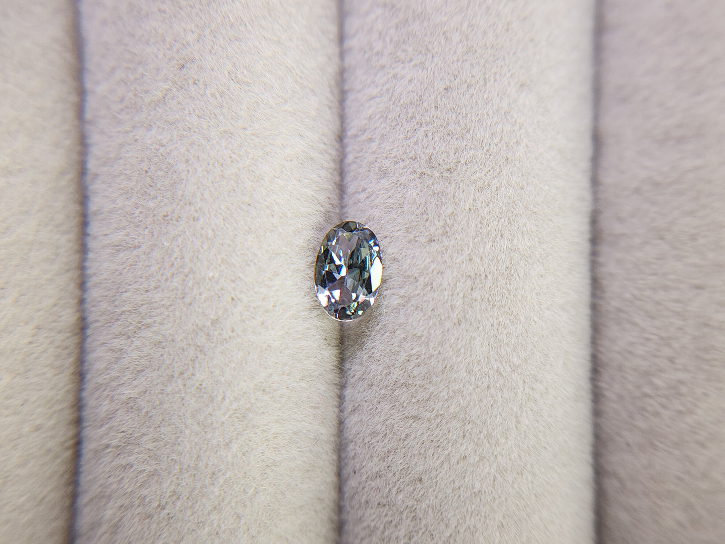 0655-12-5 ゾイサイト 0.45ct