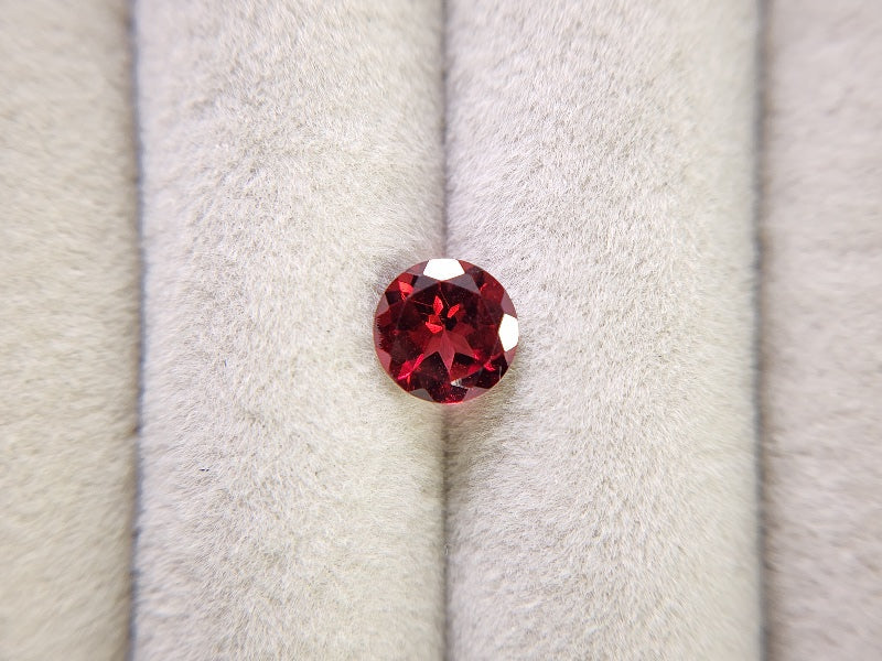 0910-2-12 ガーネット 1.54ct