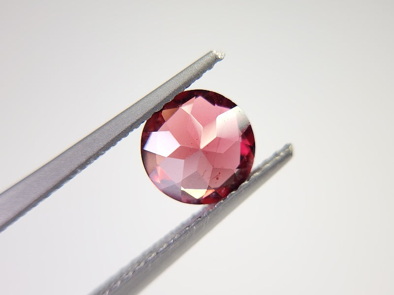 0910-2-9 ガーネット 1.42ct