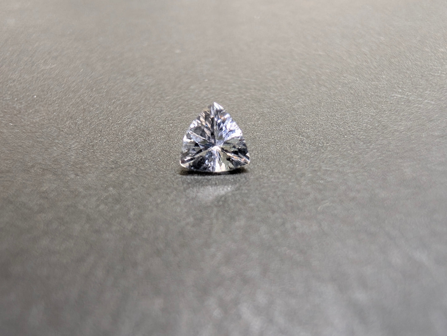 0669 800円★ゾイサイト 0.42ct